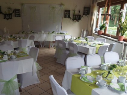 照片: Waldrestaurant bei den Sch&amp;auml;ferhunden