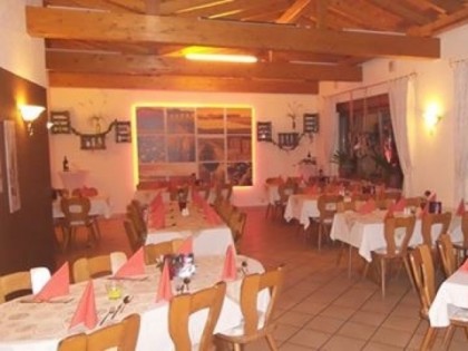 照片: Waldrestaurant bei den Sch&amp;auml;ferhunden