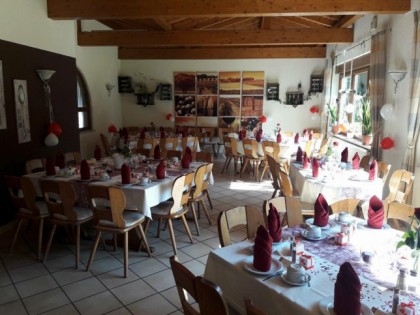 照片: Waldrestaurant bei den Schäferhunden